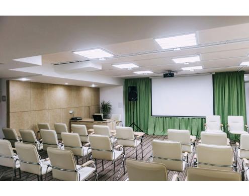 Acoustic Treatment of the Meeting Rooms in the Hotel