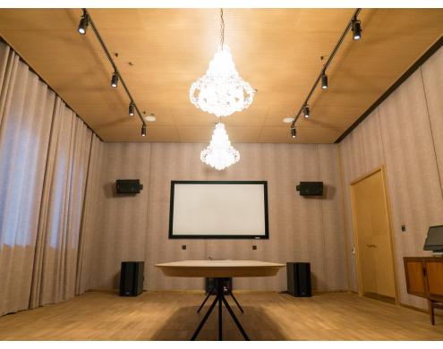 Ceiling acoustic treatment with Belner panels
