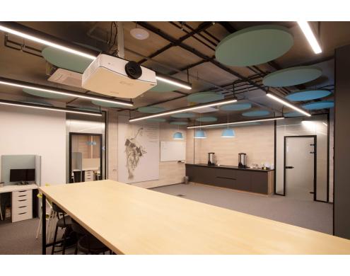 Correction of Acoustics in the Office of the IT-Company